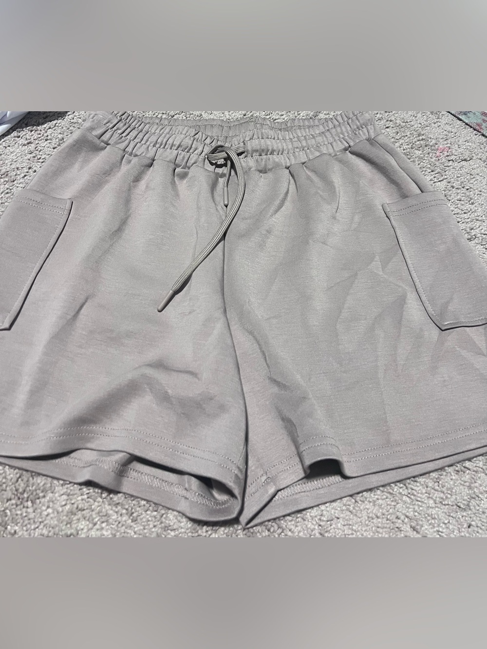 Nicole Miller Sport - M - Light greige Women's Athletic Shorts